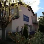 Rauchkuchl Centercourt