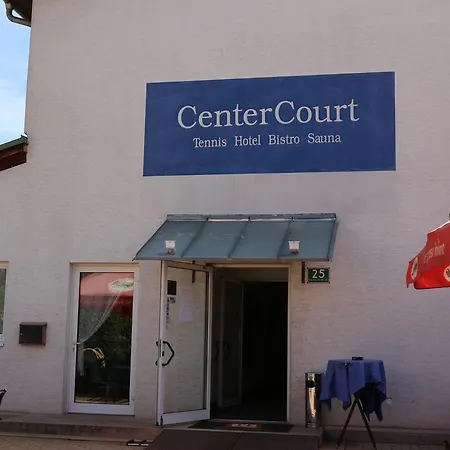 Centercourt Готель