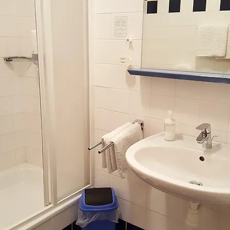 Rauchkuchl Centercourt 3* غراتس