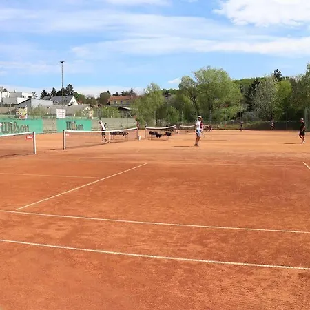 Rauchkuchl Centercourt Γκρατς