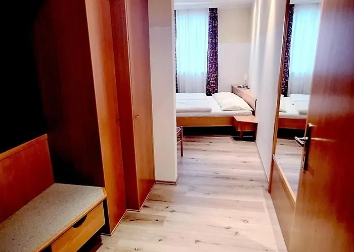 Rauchkuchl Centercourt 3*